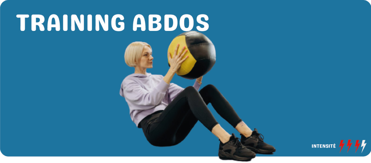 Femme en mode training abdo